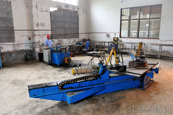 不銹鋼管加工設(shè)備 不銹鋼管加工設(shè)備