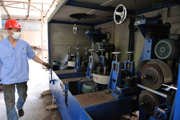 不銹鋼管拉絲加工 不銹鋼管拉絲加工