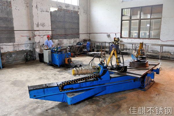 不銹鋼管加工設備 不銹鋼管加工設備